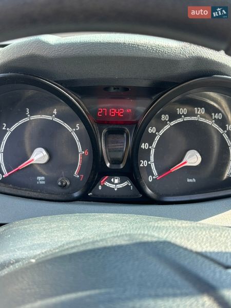 Хэтчбек Ford Fiesta 2010 в Любомле