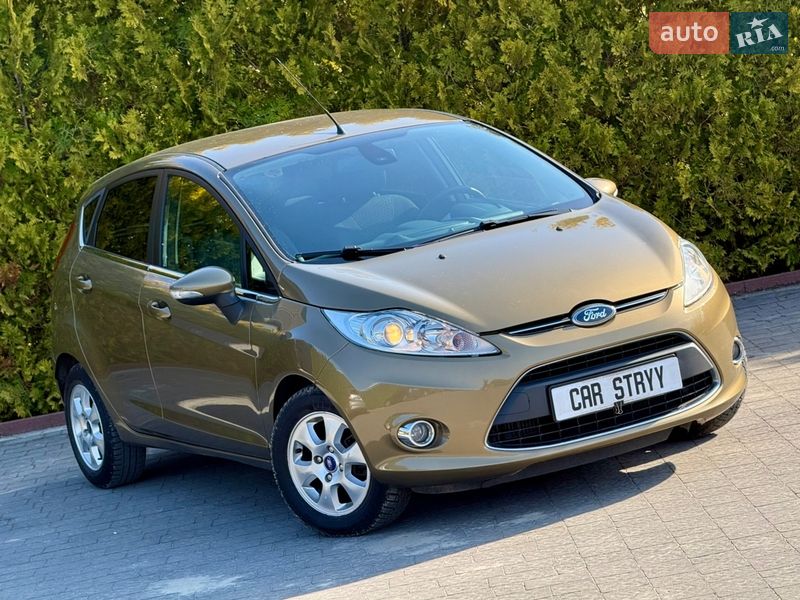 Хэтчбек Ford Fiesta 2011 в Стрые