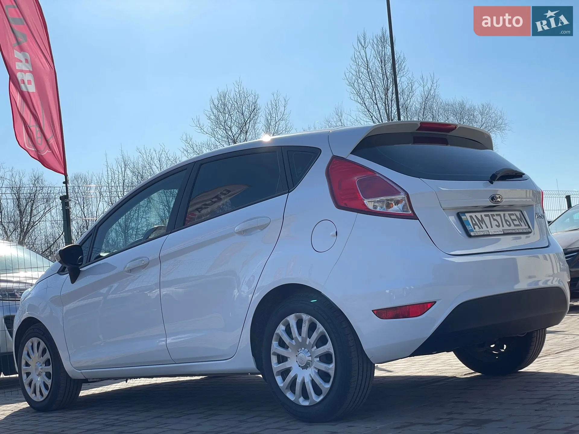 2017 Ford Fiesta - мініатюра 17