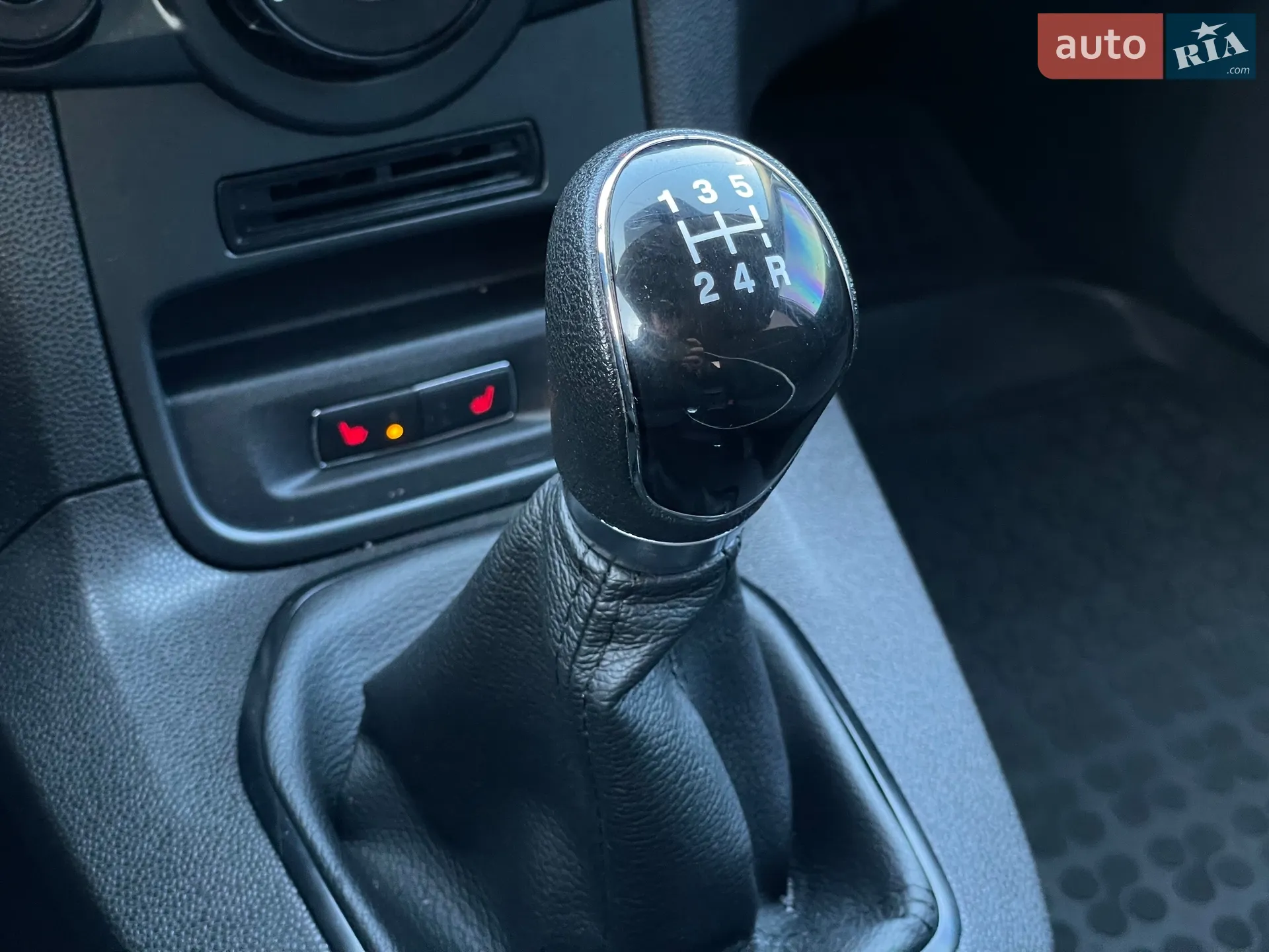 2017 Ford Fiesta - мініатюра 44