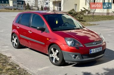 Хэтчбек Ford Fiesta 2008 в Киеве