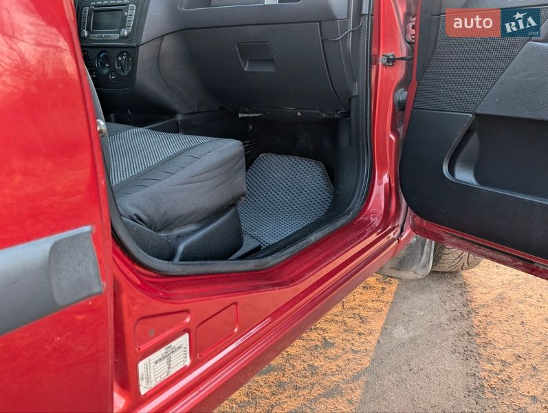 Хетчбек Ford Fiesta 2008 в Калинівці фото 18 Хетчбек Ford Fiesta 2008 в Калинівці