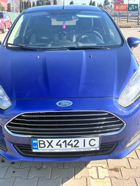 Хетчбек Ford Fiesta 2015 в Красилові
