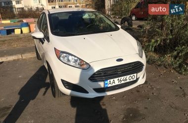 Седан Ford Fiesta 2016 в Киеве