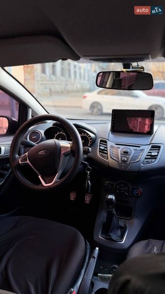 Хэтчбек Ford Fiesta 2013 в Одессе