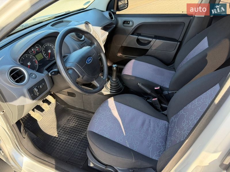 Хетчбек Ford Fiesta 2007 в Луцьку