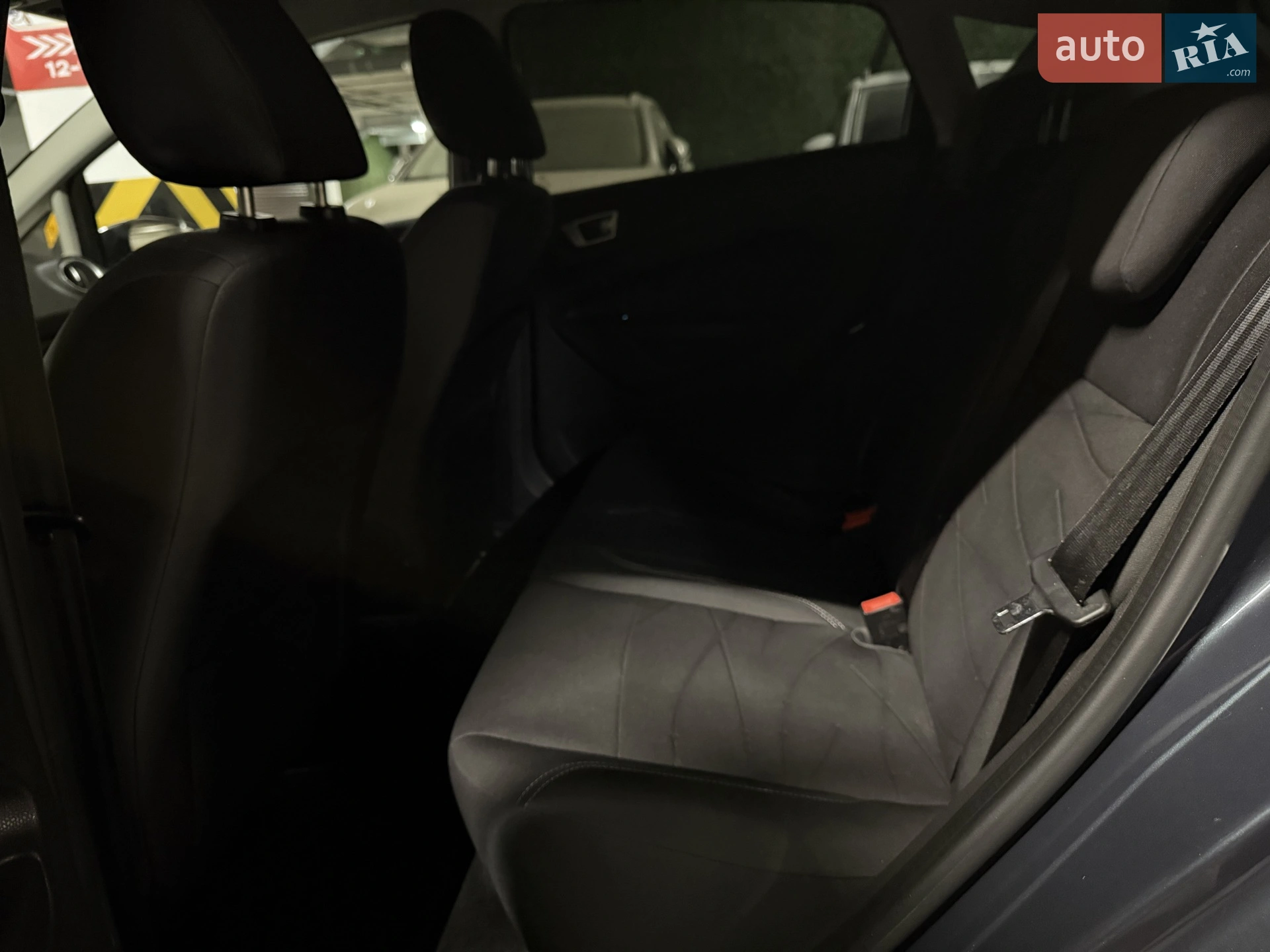 2013 Ford Fiesta - мініатюра 32