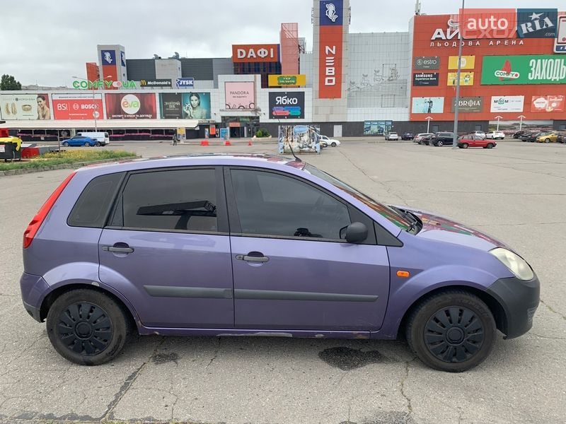 Хэтчбек Ford Fiesta 2006 в Харькове