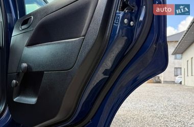 Хэтчбек Ford Fiesta 2008 в Луцке