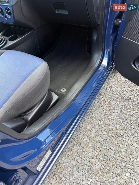 Хэтчбек Ford Fiesta 2008 в Луцке