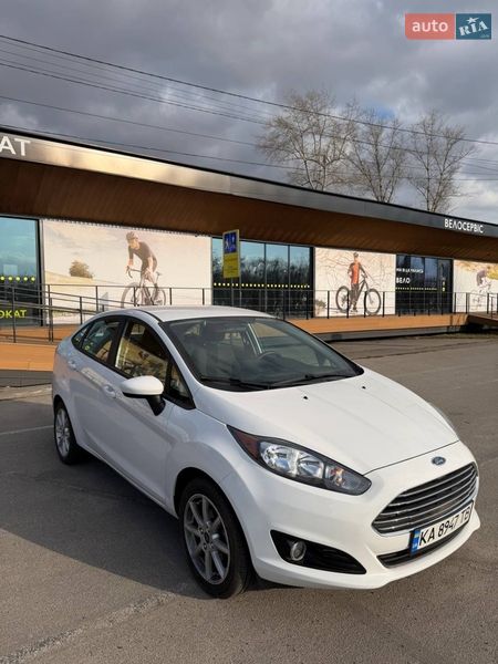 Седан Ford Fiesta 2019 в Киеве