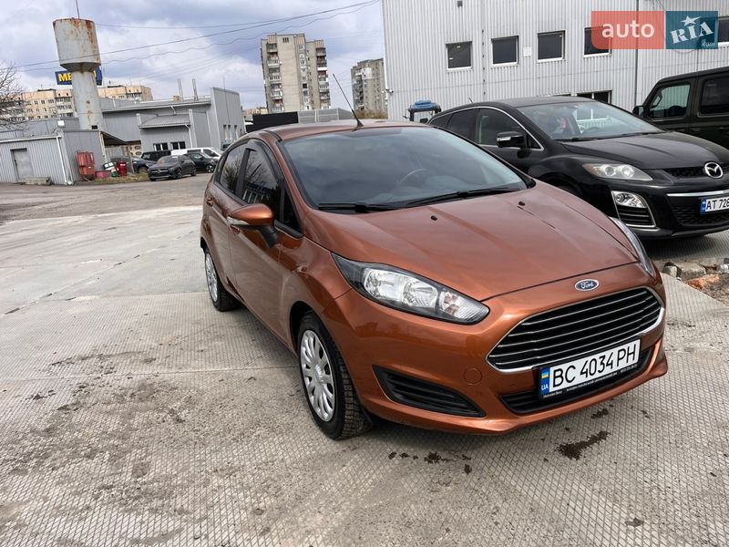 Хэтчбек Ford Fiesta 2013 в Львове