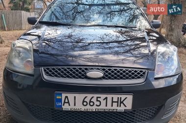 Хэтчбек Ford Fiesta 2006 в Киеве