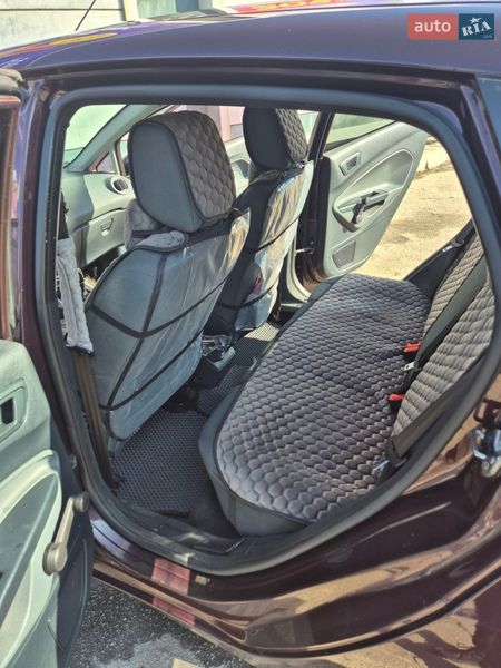Хэтчбек Ford Fiesta 2011 в Харькове фото 7 Хэтчбек Ford Fiesta 2011 в Харькове