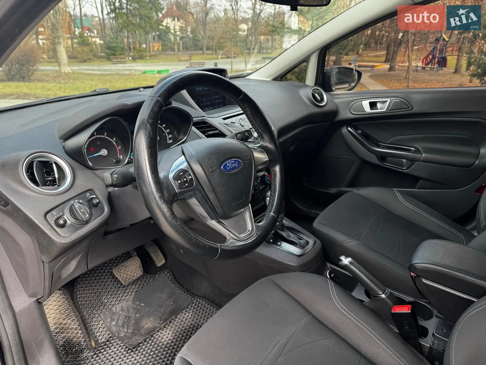 2016 Ford Fiesta - мініатюра 13
