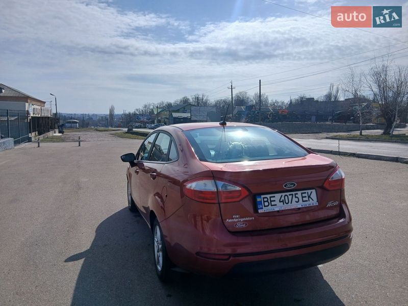 Седан Ford Fiesta 2018 в Первомайську