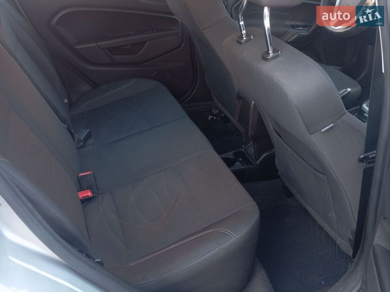 Седан Ford Fiesta 2019 в Вишневому