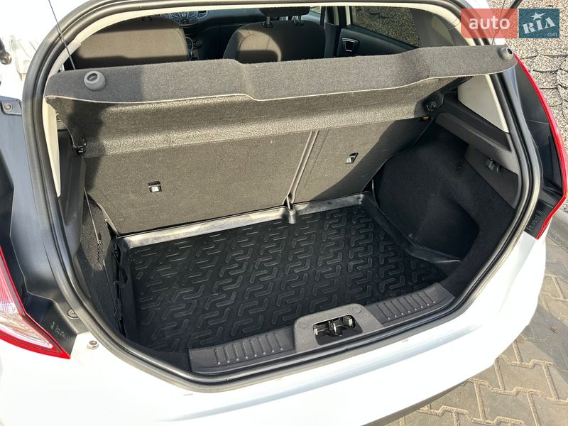 Хетчбек Ford Fiesta 2014 в Одесі фото 12 Хетчбек Ford Fiesta 2014 в Одесі