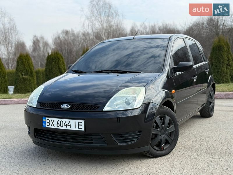 Хетчбек Ford Fiesta 2004 в Хмельницькому