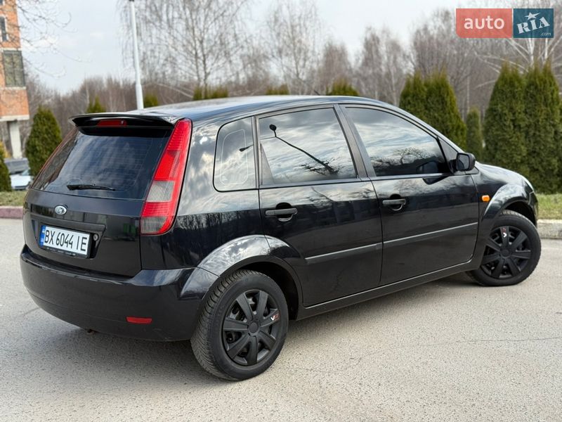 Хетчбек Ford Fiesta 2004 в Хмельницькому