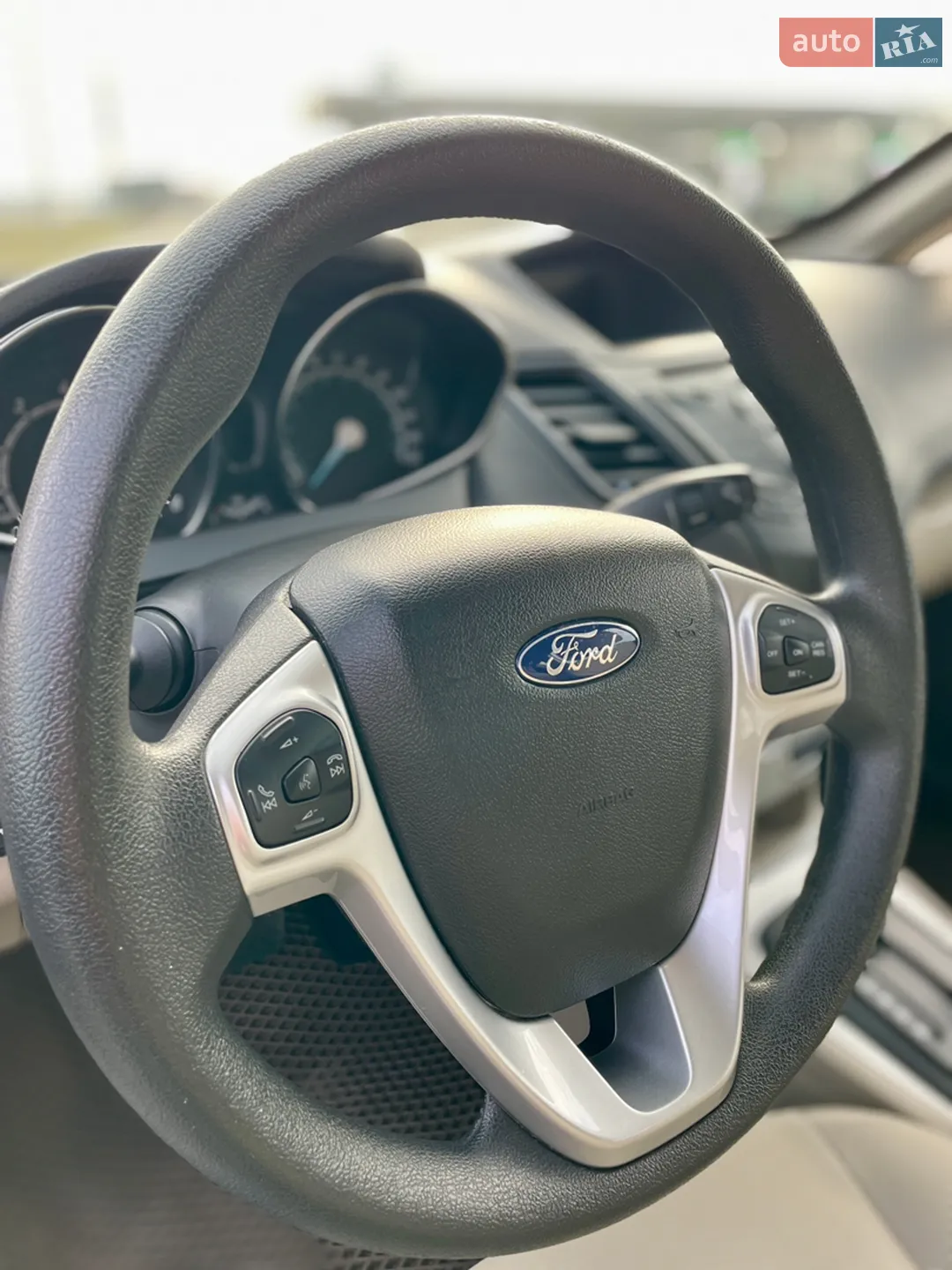 2019 Ford Fiesta - мініатюра 38