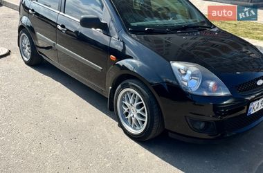 Хэтчбек Ford Fiesta 2008 в Киеве