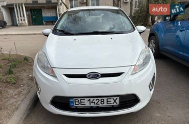 Хэтчбек Ford Fiesta 2012 в Южноукраинске