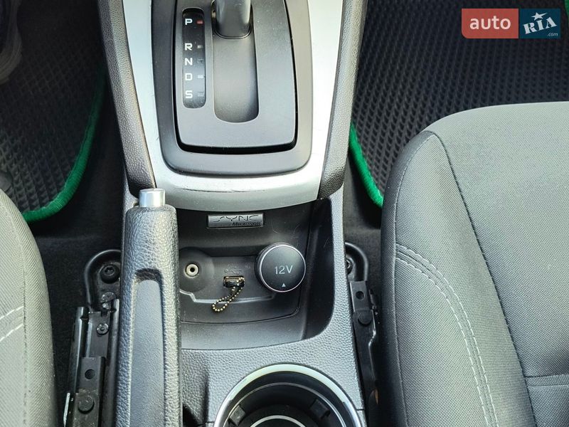 Хэтчбек Ford Fiesta 2013 в Запорожье фото 24 Хэтчбек Ford Fiesta 2013 в Запорожье
