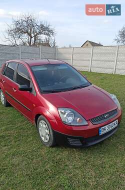 Хэтчбек Ford Fiesta 2006 в Дубно