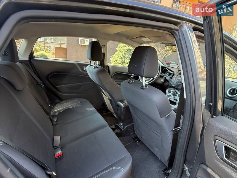 Хетчбек Ford Fiesta 2016 в Києві фото 14 Хетчбек Ford Fiesta 2016 в Києві