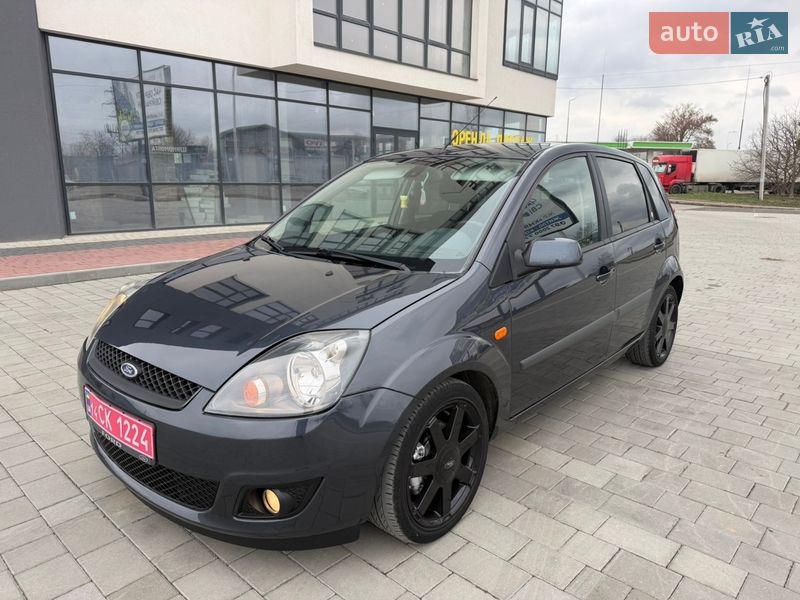 Хэтчбек Ford Fiesta 2008 в Ивано-Франковске фото Хэтчбек Ford Fiesta 2008 в Ивано-Франковске