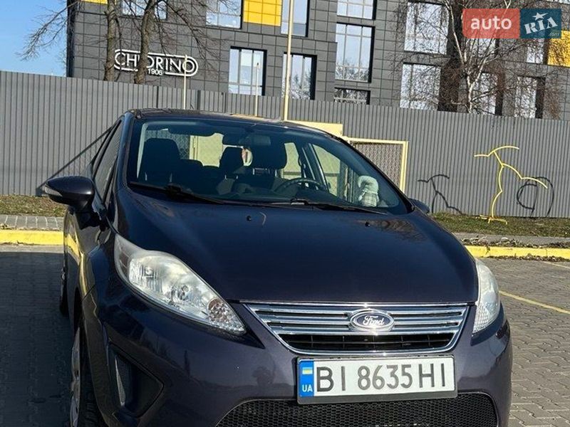 Седан Ford Fiesta 2013 в Полтаве фото 2 Седан Ford Fiesta 2013 в Полтаве