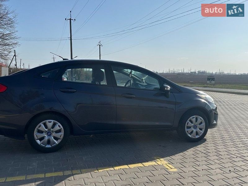 Седан Ford Fiesta 2013 в Полтаве фото 16 Седан Ford Fiesta 2013 в Полтаве