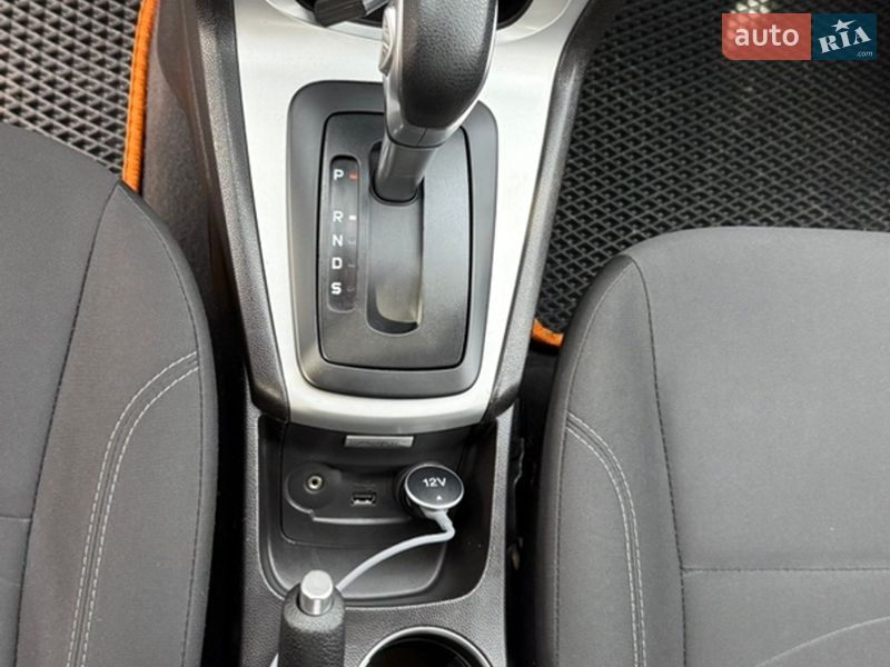 Хетчбек Ford Fiesta 2017 в Києві