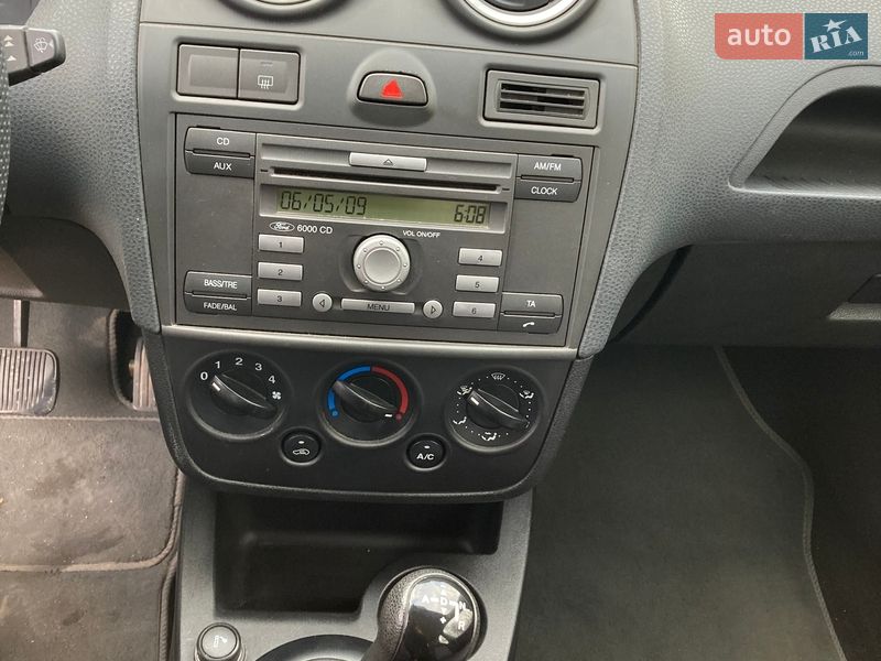 Хэтчбек Ford Fiesta 2007 в Львове