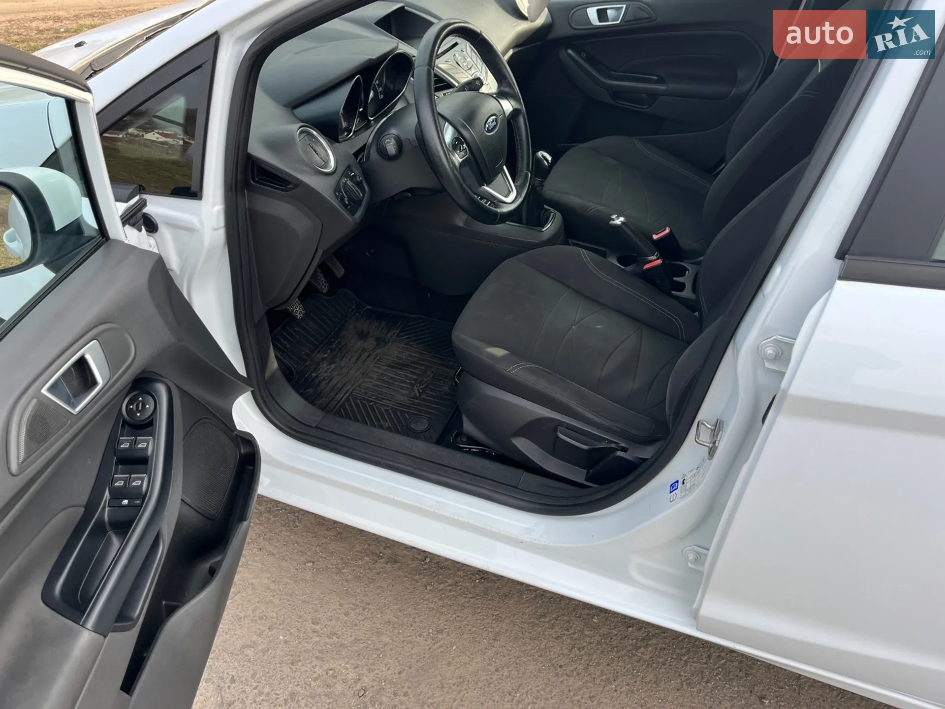 2017 Ford Fiesta - мініатюра 45