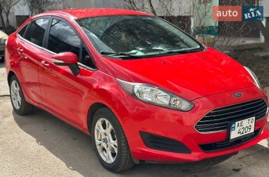Седан Ford Fiesta 2013 в Павлограді