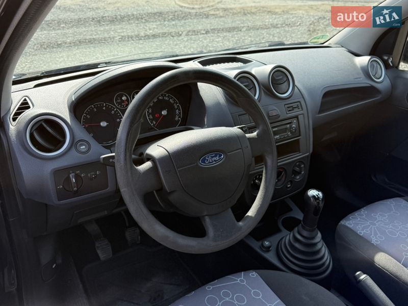 Хэтчбек Ford Fiesta 2006 в Луцке фото 7 Хэтчбек Ford Fiesta 2006 в Луцке