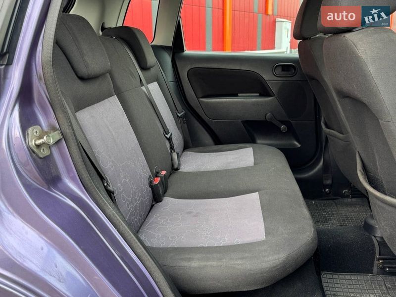 Хэтчбек Ford Fiesta 2006 в Киеве фото 11 Хэтчбек Ford Fiesta 2006 в Киеве