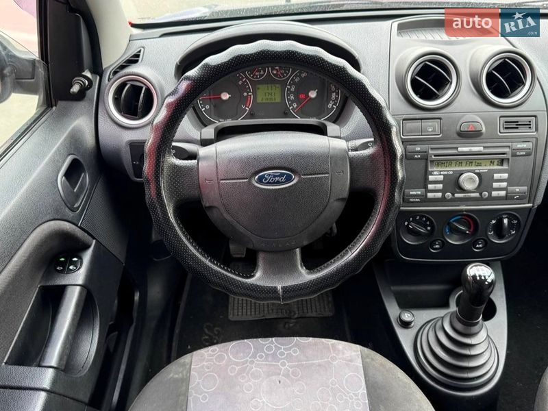 Хэтчбек Ford Fiesta 2006 в Киеве фото 14 Хэтчбек Ford Fiesta 2006 в Киеве