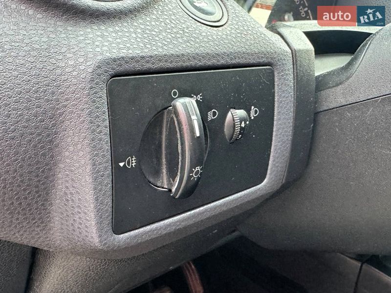 Хэтчбек Ford Fiesta 2006 в Киеве фото 17 Хэтчбек Ford Fiesta 2006 в Киеве