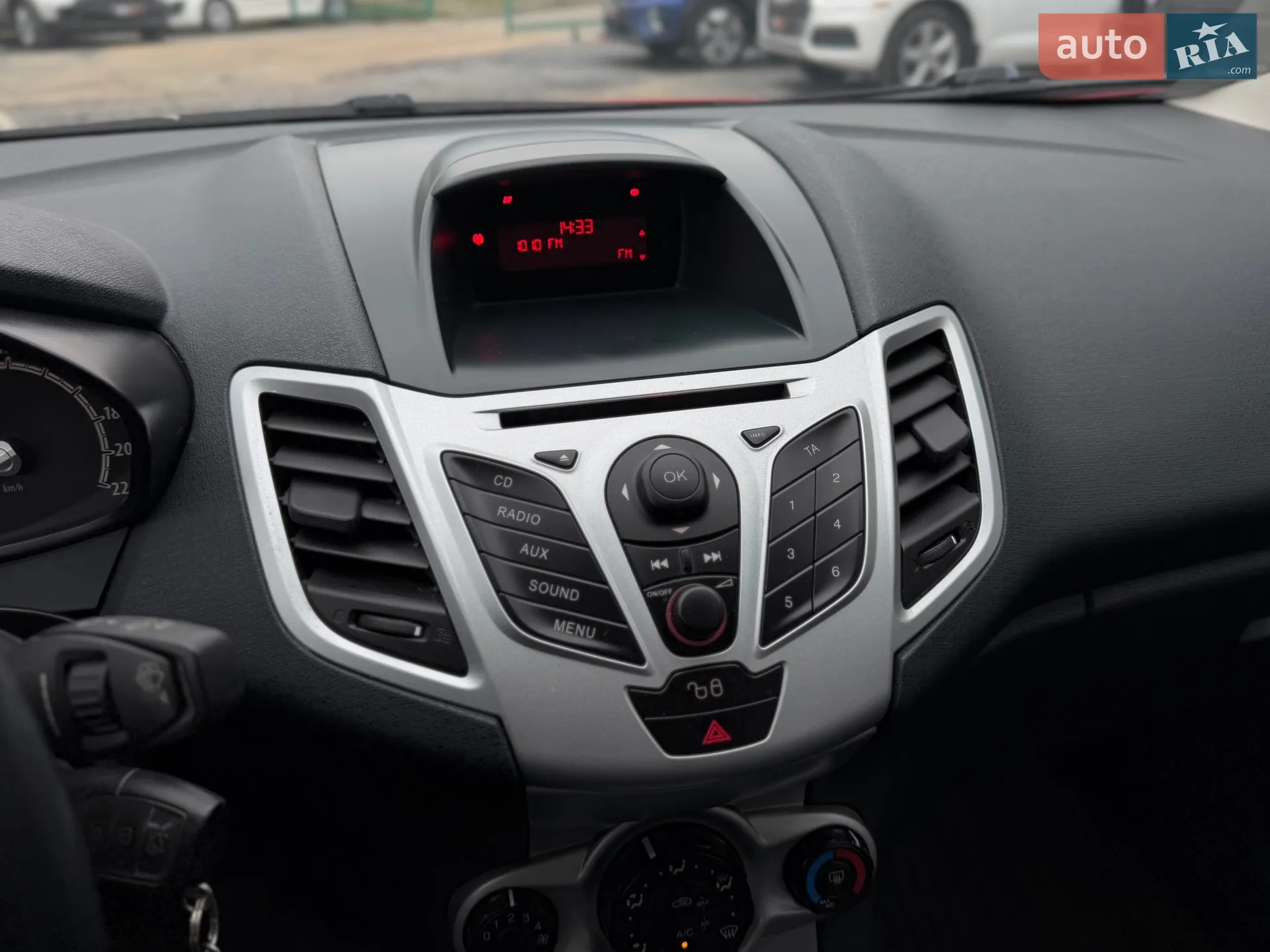 2012 Ford Fiesta - мініатюра 35