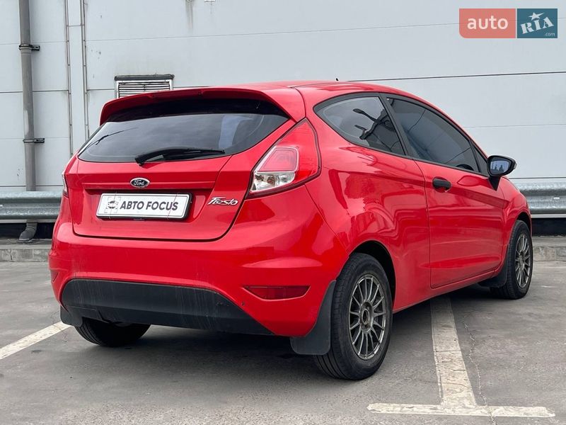 Хэтчбек Ford Fiesta 2014 в Киеве