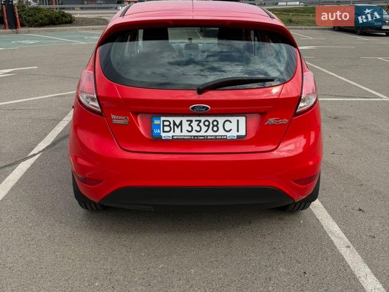 Хэтчбек Ford Fiesta 2015 в Киеве фото 6 Хэтчбек Ford Fiesta 2015 в Киеве