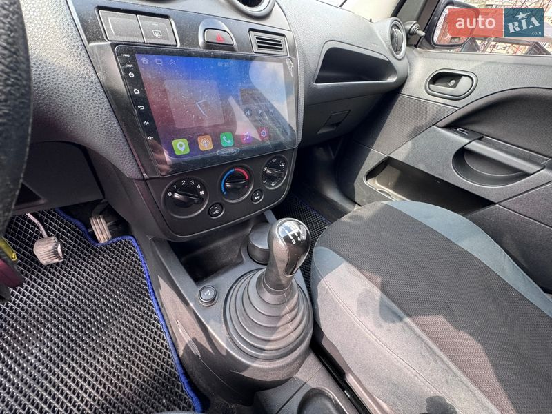Хэтчбек Ford Fiesta 2007 в Полтаве