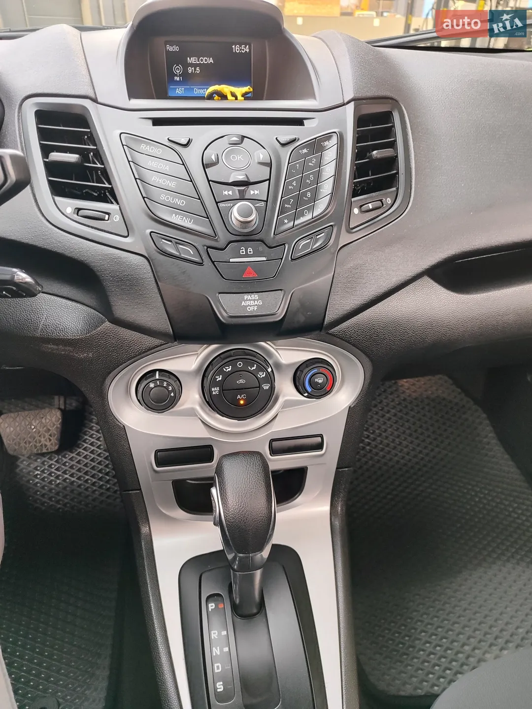 2018 Ford Fiesta - мініатюра 42