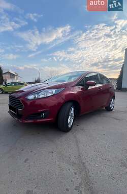 Хетчбек Ford Fiesta 2017 в Києві