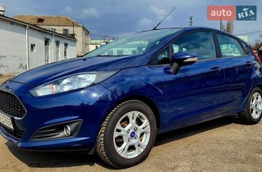 Хэтчбек Ford Fiesta 2016 в Киеве