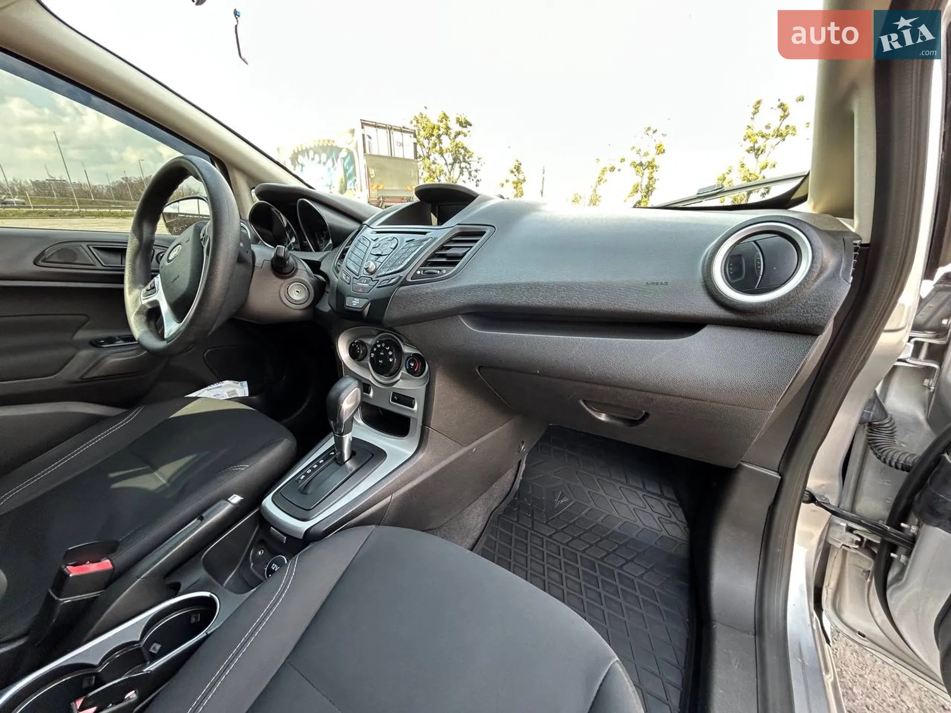 2018 Ford Fiesta - мініатюра 12