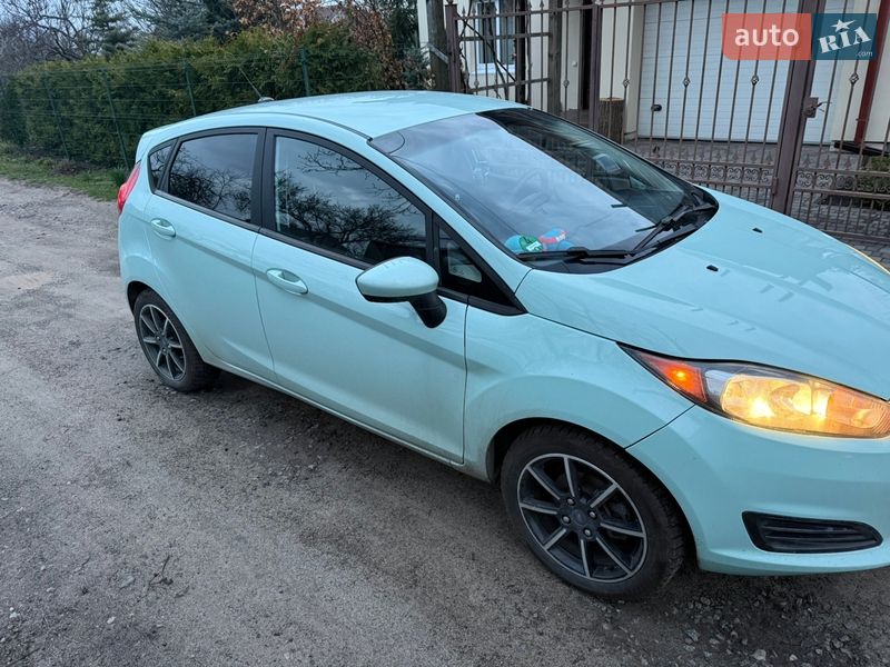 Хэтчбек Ford Fiesta 2018 в Буче